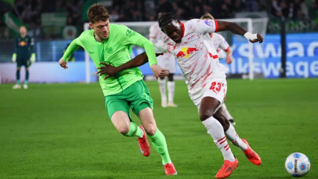 包含沃尔夫斯堡战胜对手，逐步走出低谷重返竞技状态的词条