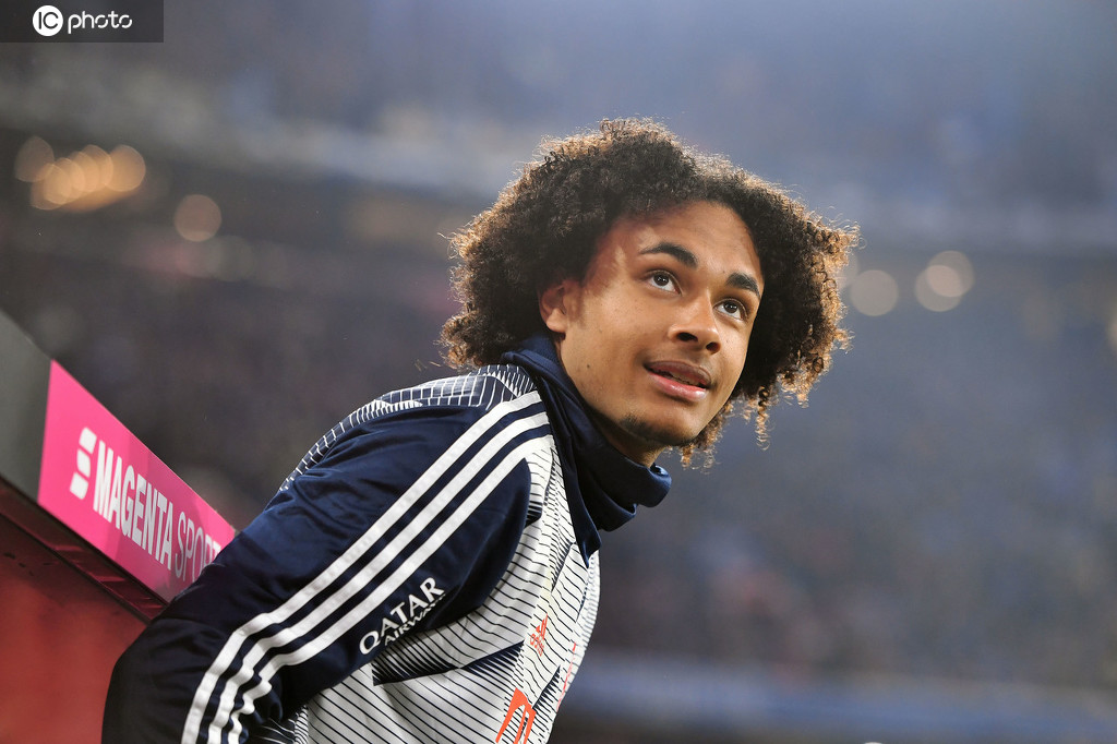 土耳其轻取乌拉圭，莱万高光表现的简单介绍