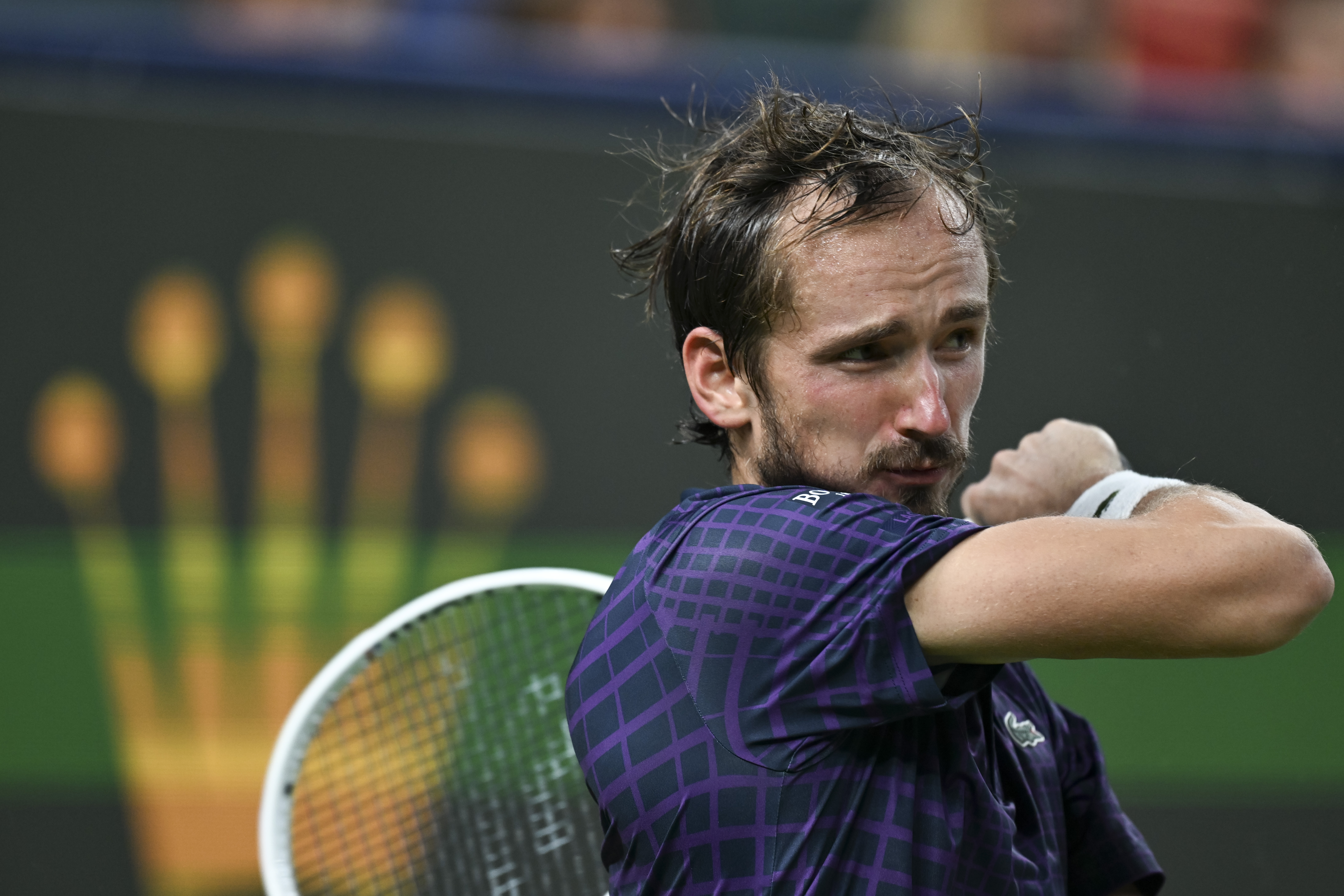 年终总决赛翻盘温网，梅德韦杰夫刷新纪录的简单介绍