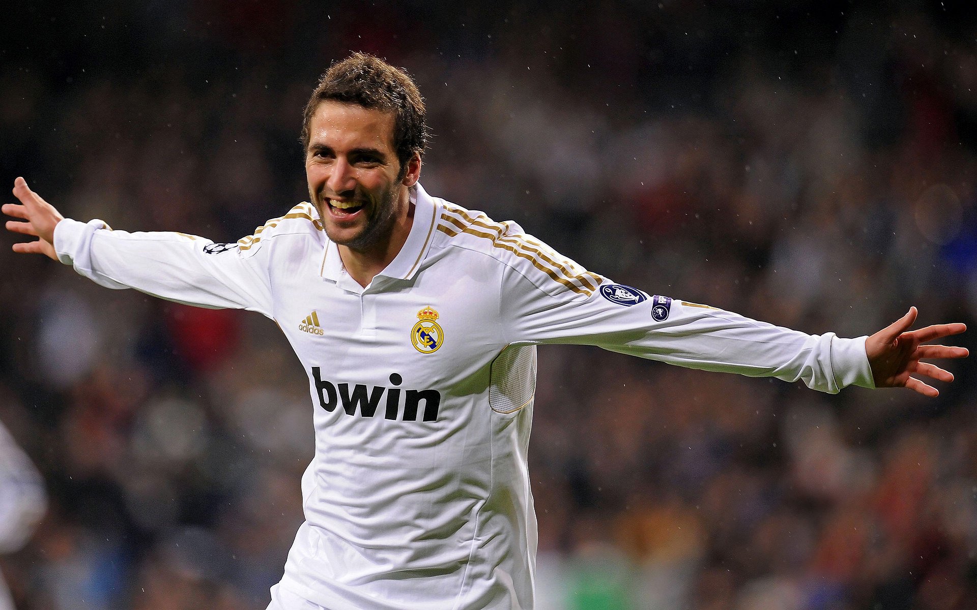 绿茵场与乒乓台的双重奏，葡萄牙轻取法国，张继科刷新纪录